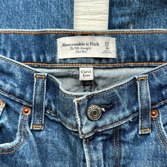NWT Abercrombie & Fitch Curve Love The 90s Mid Rise Straight Jean size 4S - Picture 6 of 12